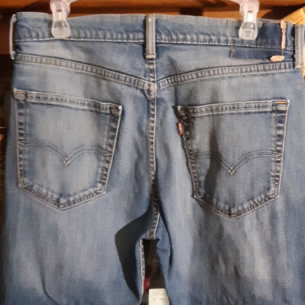 Levi jeans